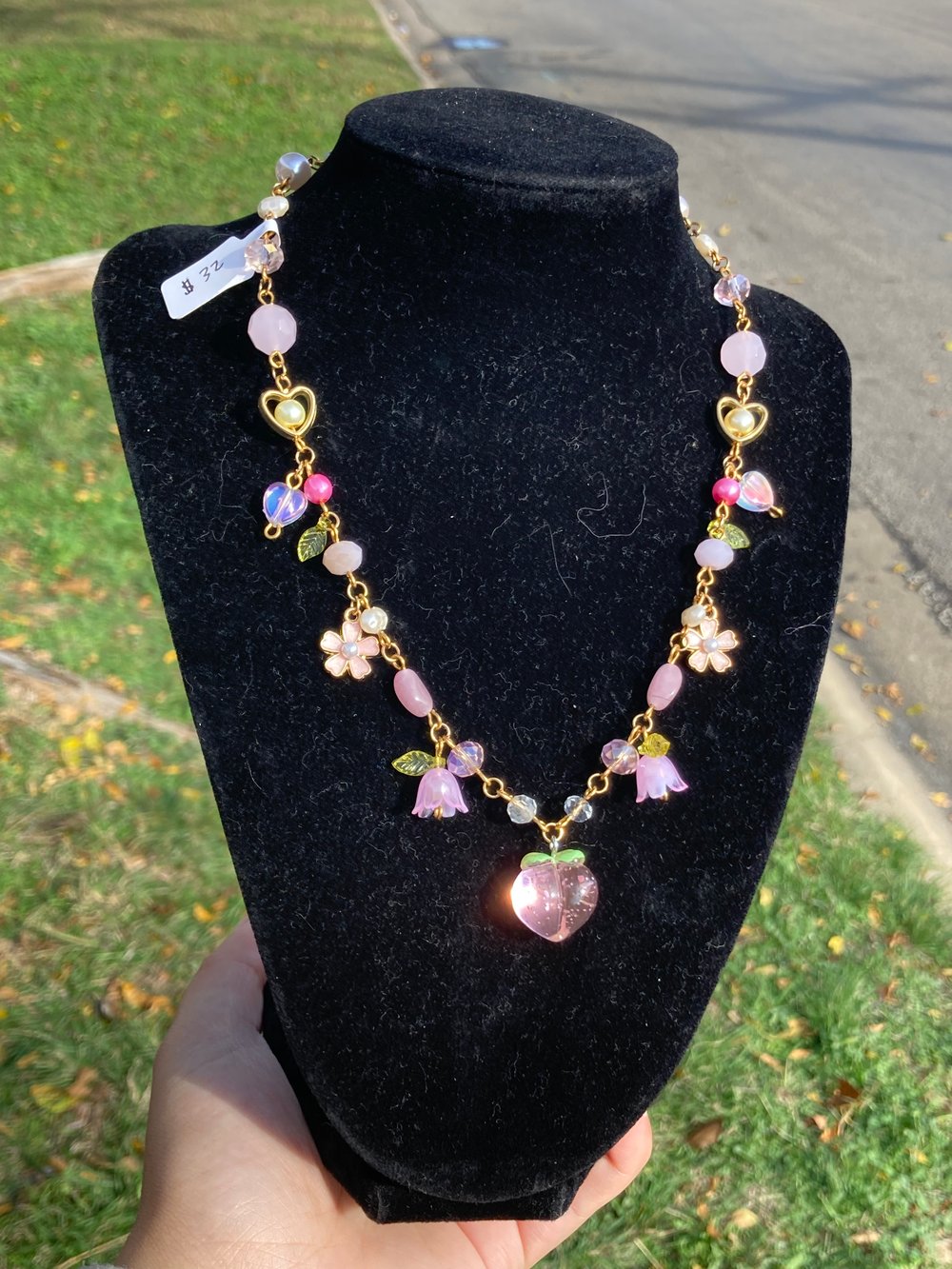 Image of  Peaches n' Cream Jewelry Set