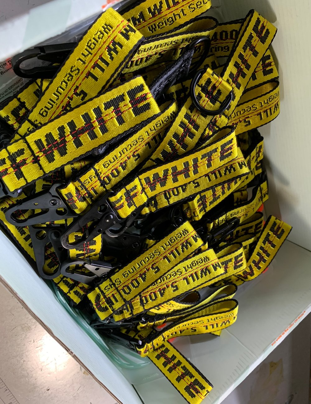 Custom Authentic “OFFWHITE” keychains