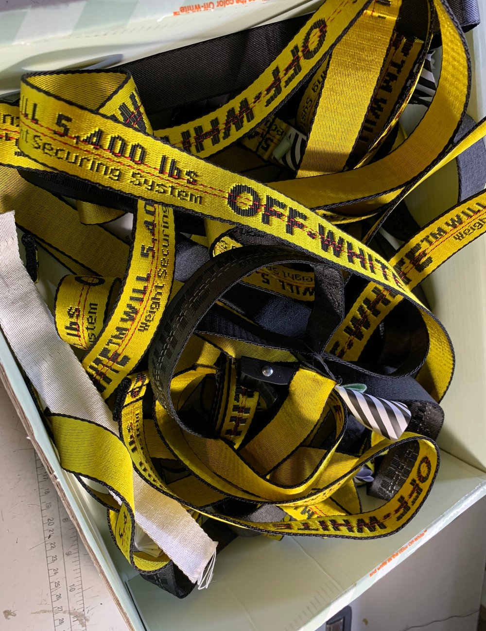 Custom Authentic “OFFWHITE” keychains