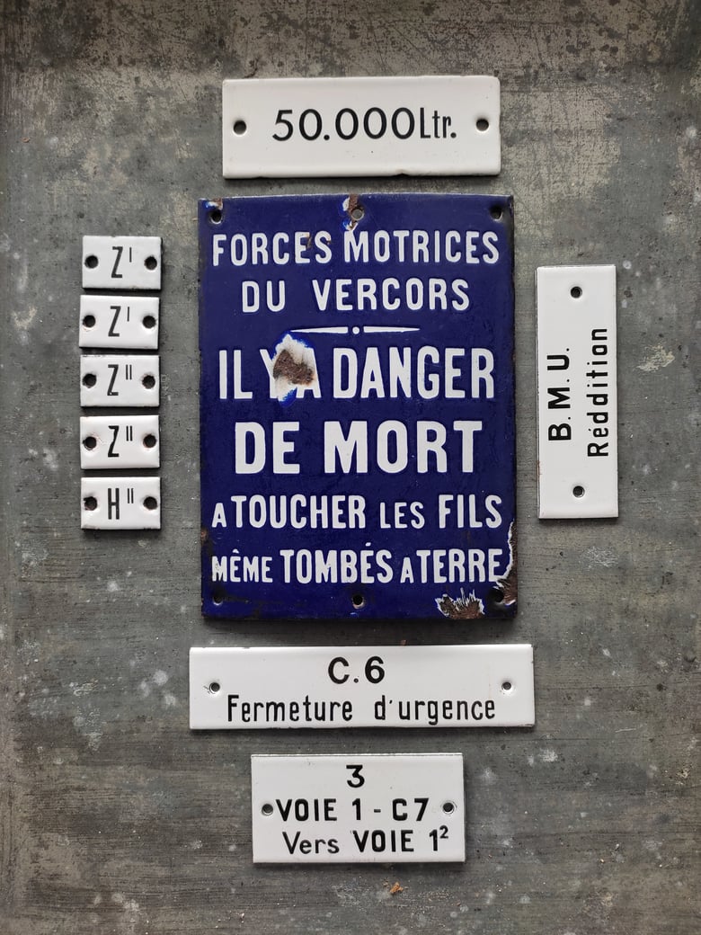 Image of Plaque émaillée SNCF "danger de mort". Forces motrices du Vercors