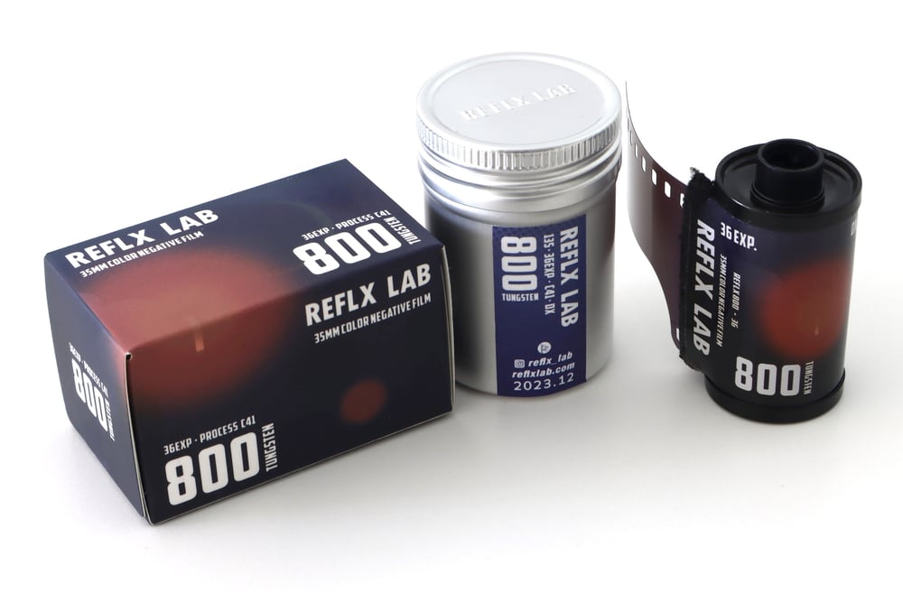 Image of Reflx Lab 800 Tungsten 35mm Color Negative Film 36EXP (Process C41)