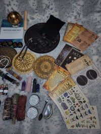 Image 4 of Extra Large Beginner Altar Kit