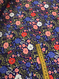 Image 3 of Tela 100% Algodón - Estampado Floral - Azul , Rojo , Blanco , Rosa - 10€/m