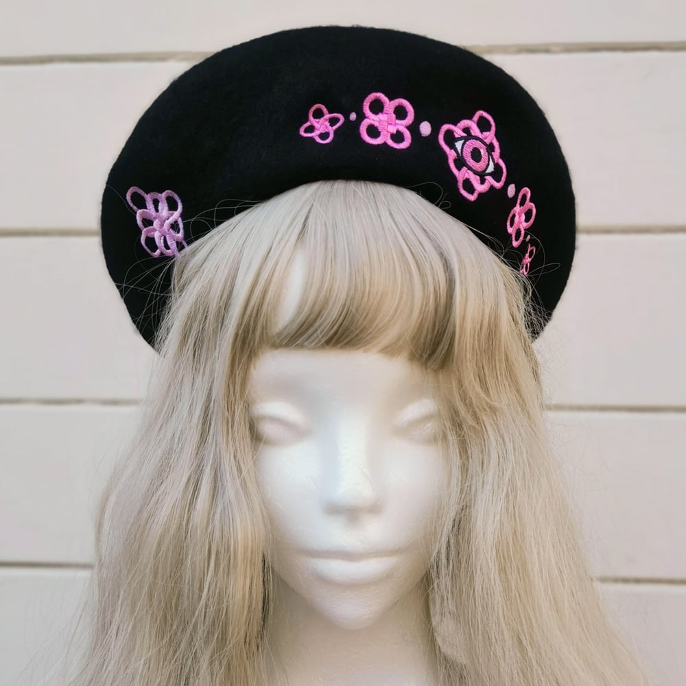 Embroidered Beret: Pink