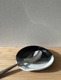 Image 3 of black, white and gray spoon rest, small