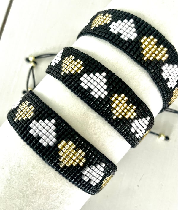 Image of Heart Beaded Tassel Bracelet
