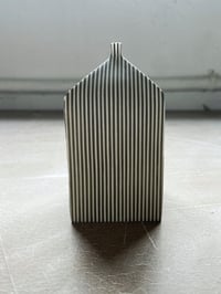 Image 1 of Archive Piece : rectangular stripe vessel 9cm