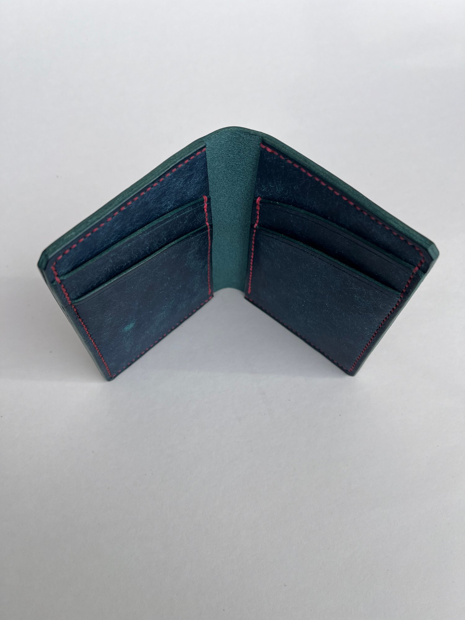 Image of Sapphire Pueblo Vertical Cardholder (pink)