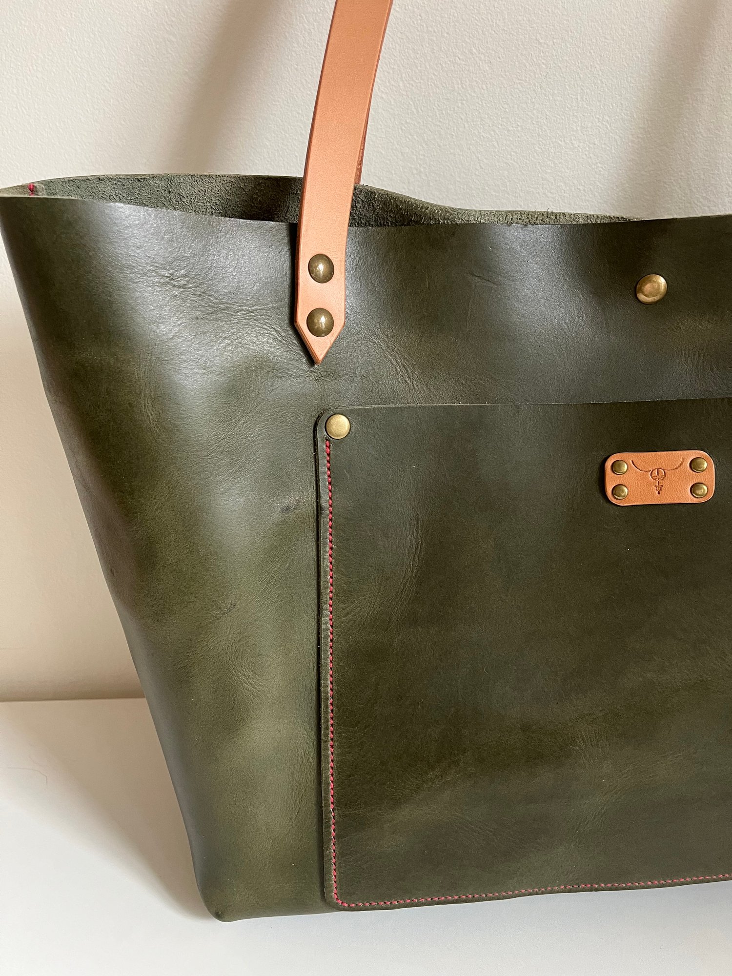 Image of Olive Italian Vachetta Carry-all Tote (Pink)