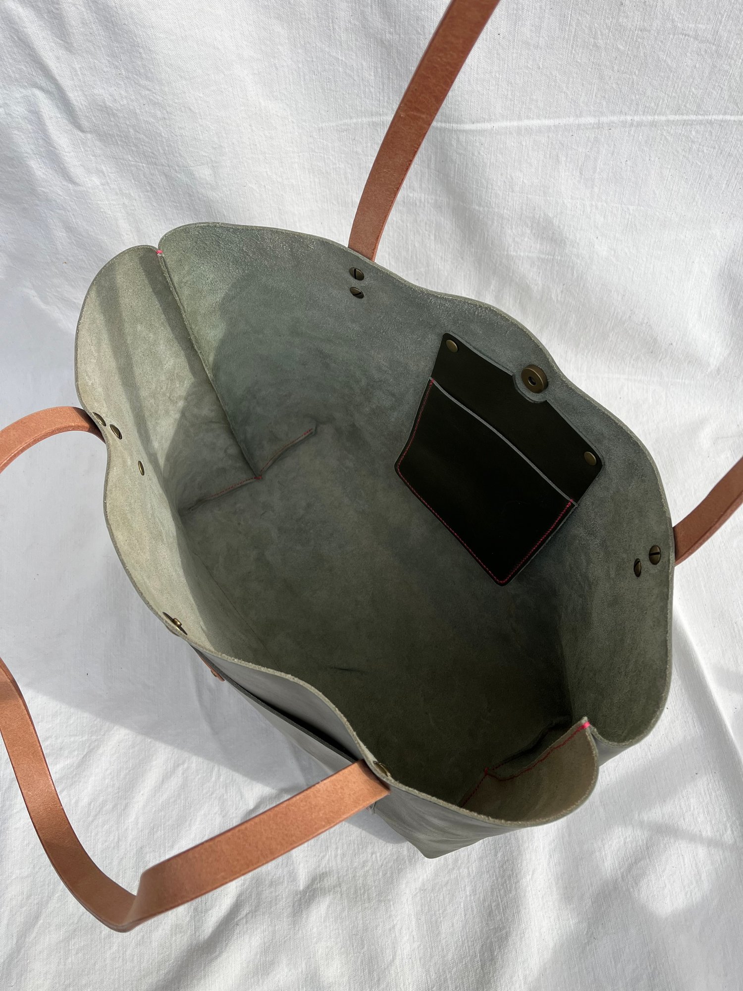 Image of Olive Italian Vachetta Carry-all Tote (Pink)