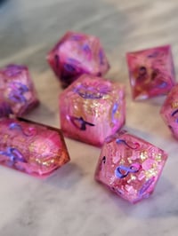 Image 3 of Flamingo Pink dice set 