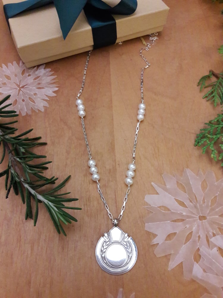 Image of 7JT Art Deco Fob on Freshwater Pearls