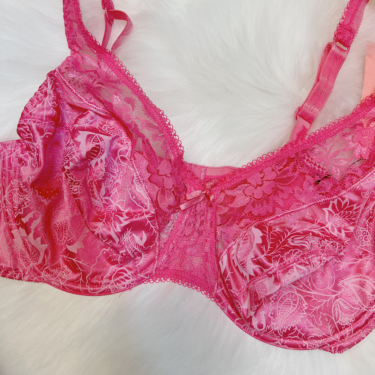 Buy DD+ Pink Lace Detail Bra Online in UAE from Matalan