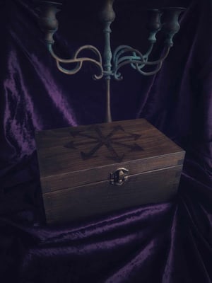 Image of "Chaos Star" Box