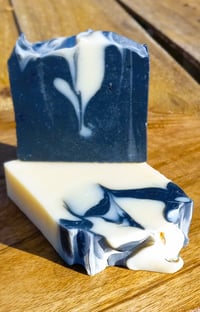 Charcoal and Lemongrass