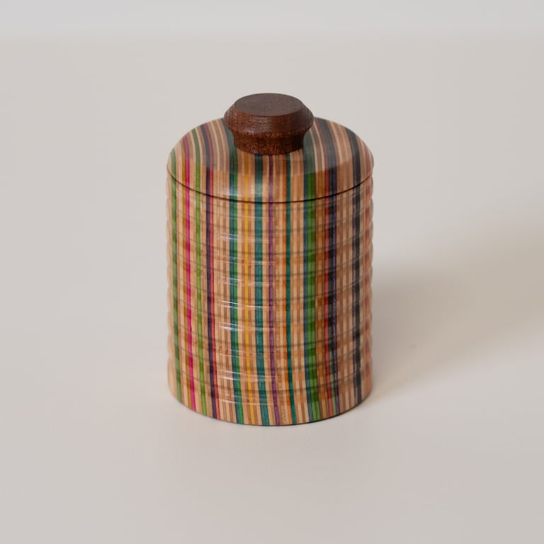 Gladys Cannister Image 2