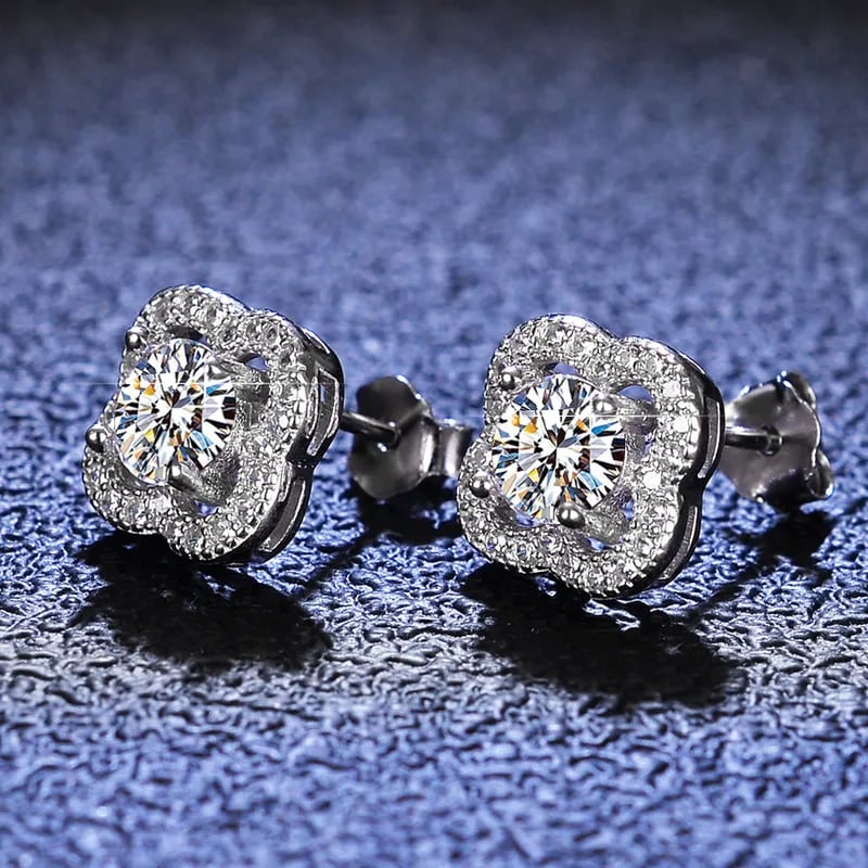 Image of Sterling Silver Clover Studs 