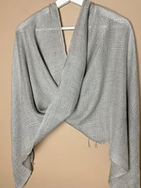 Image 5 of Pearl