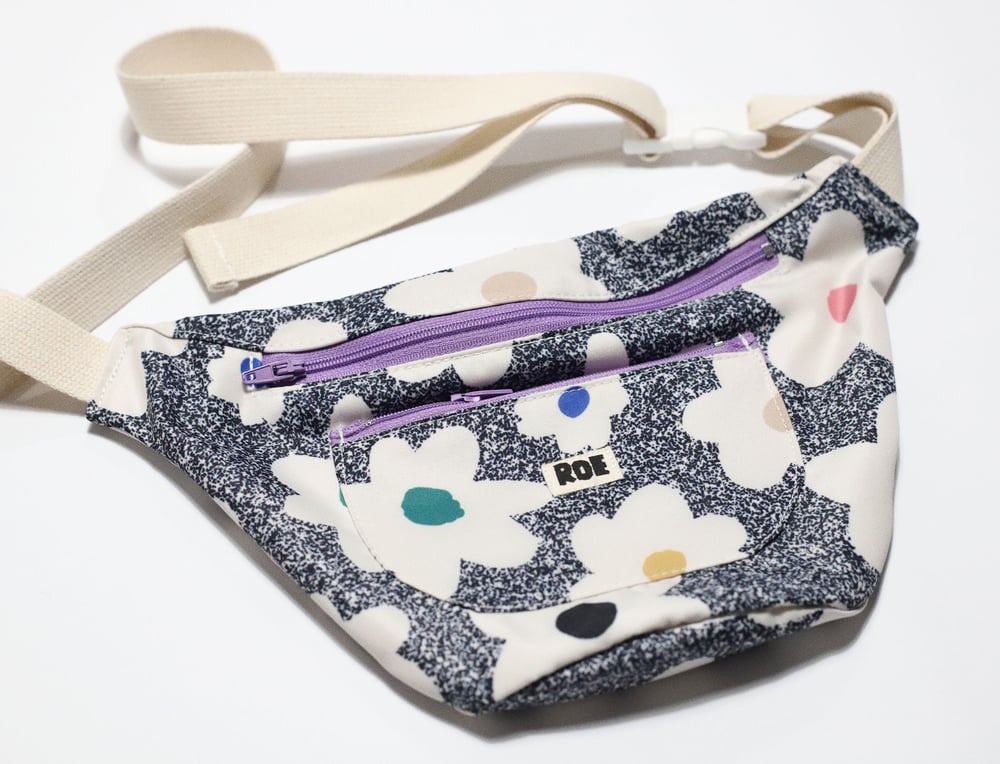 Image of FLOWER NOISE WAIST BAG