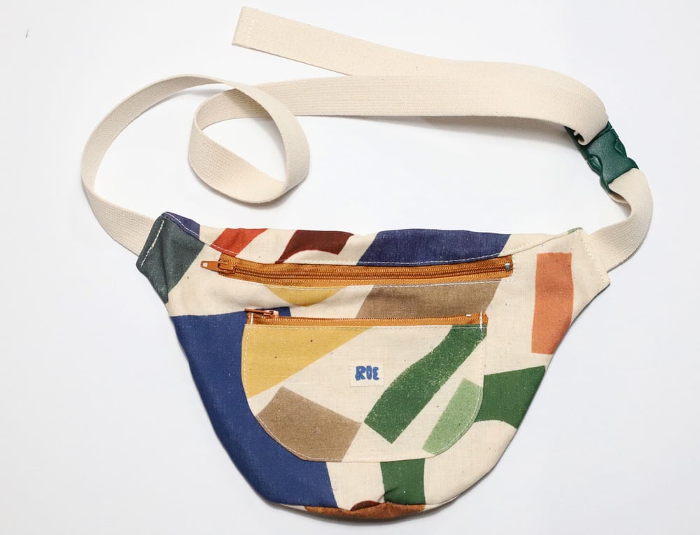 Image of LINEN CUT OUTS WAIST BAG