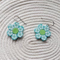 Lime Daisies