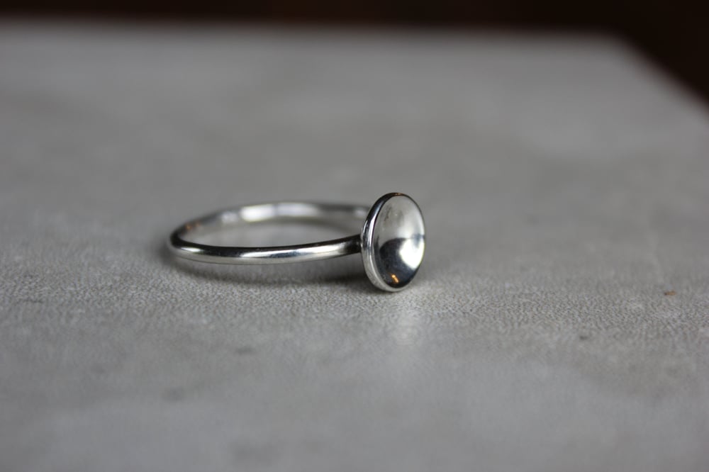 Image of Bowl Ring size 8