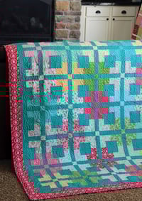 Image 4 of Easy Peasy Plaid in  Granny Chic fabrics by Lori Holt