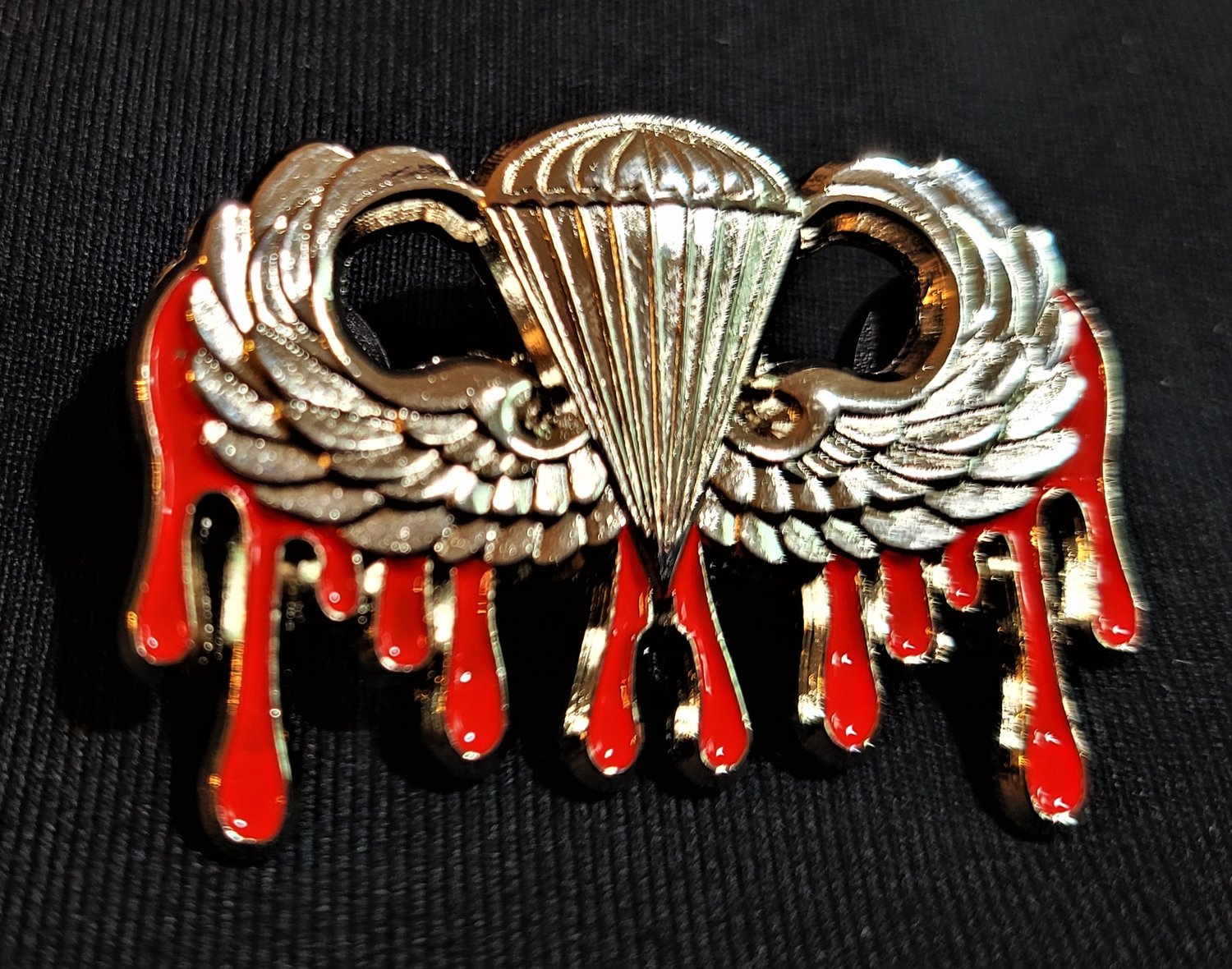 US Army Paratrooper Blood Wings pin free | Command Headquarters