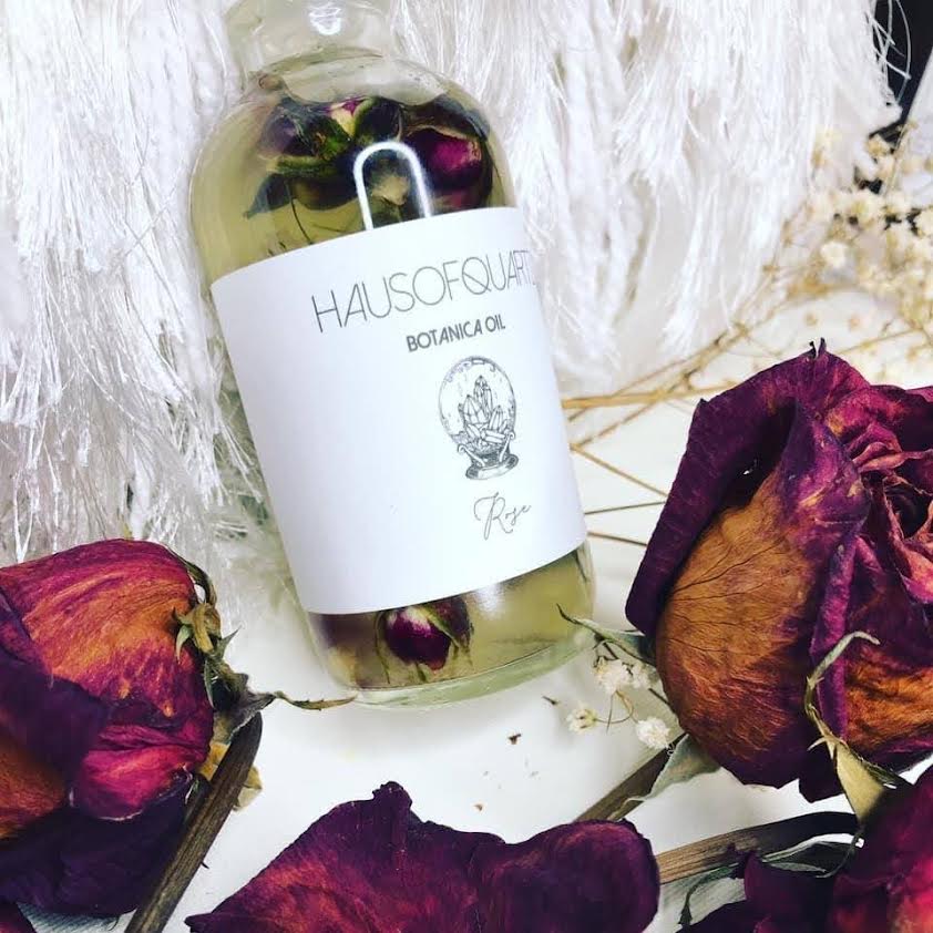 ROSE QUARTZ PARFUM OIL W ROSE QUARTZ CRYSTAL