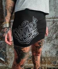 Image 1 of Mini jupe graff