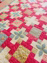 Image 3 of Walk in the Park Quilt