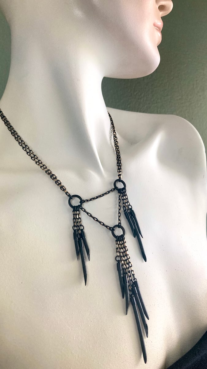 SHIMMER | Black Needles Necklace #2