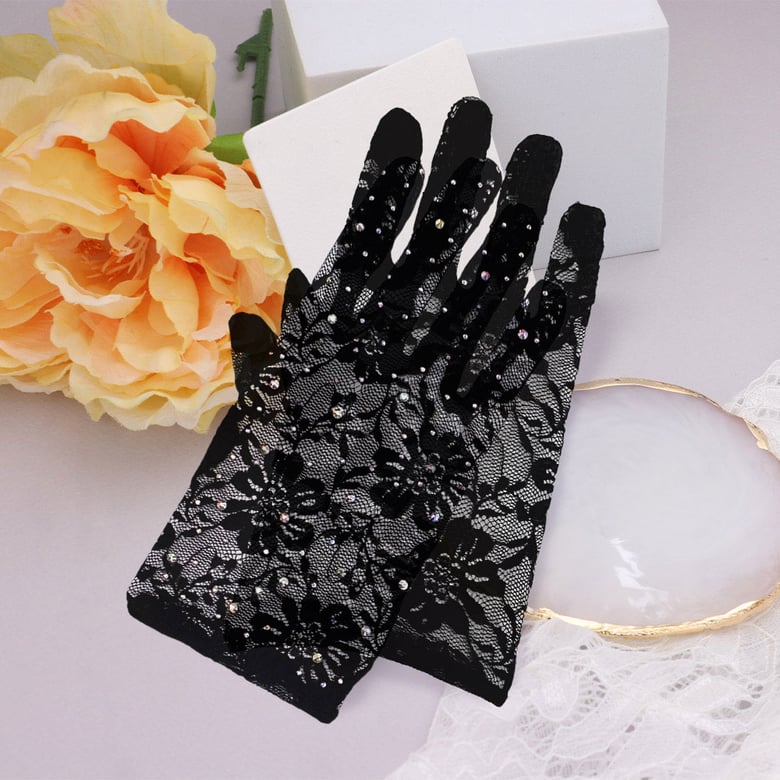 Image of Blingy Lace Gloves