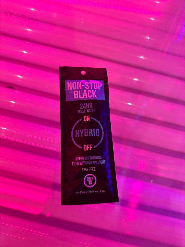 Power Tan Non-Stop Black Hybrid Accelerator sachet 20ml