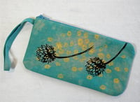 Image 3 of Clover - wristlet zipper purse