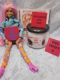 Image 1 of Pink Friday 2 (candle)