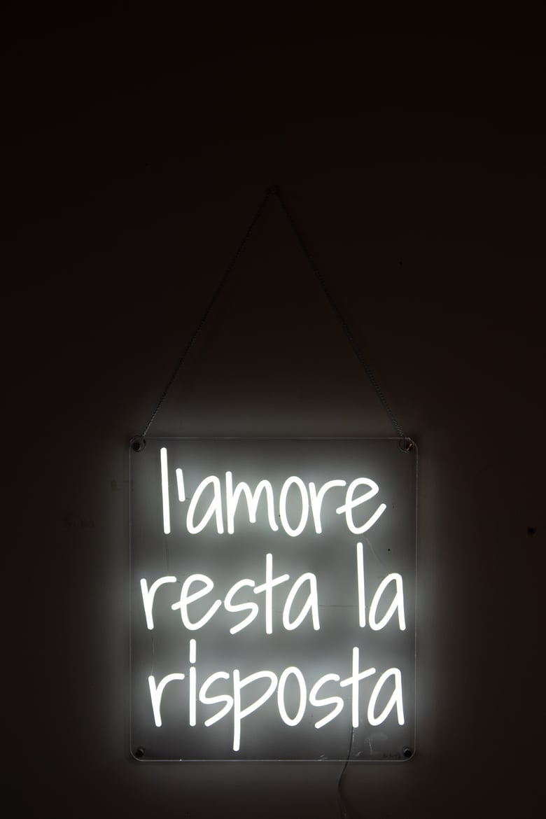 Image of L'amore resta la risposta, NEON by Be Purple