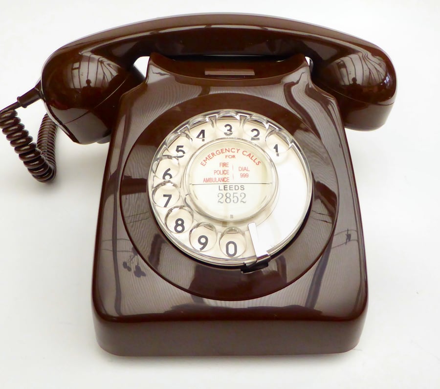 Image of VOIP Ready GPO 746 Dial Telephone - Brown 'Yeoman Series'