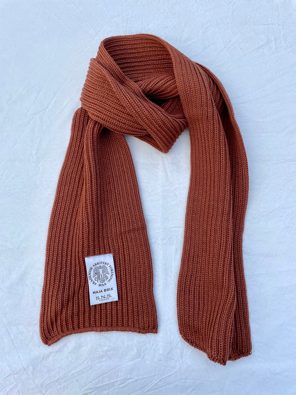 Image of SNS ARCHIVE YARN SCARF - BROWN - collab SNS Herning / Danish Association of Architects 