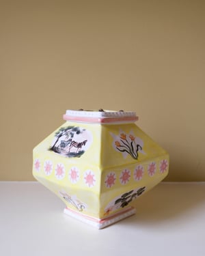 Image of Horse & Cart - Romantic Vase