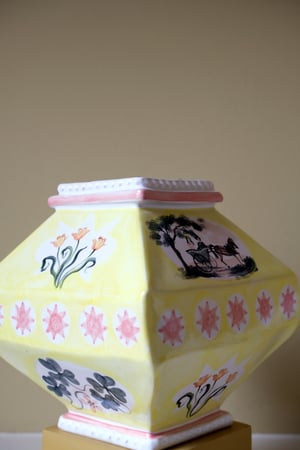 Image of Horse & Cart - Romantic Vase