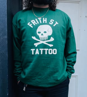 Image of Skull and crossbones sweatshirt - Bottle Green