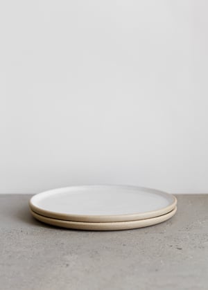 Image of White flat dinner plate