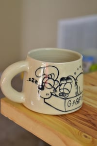 Image 1 of Odie & Garfield Mug - A5 14oz