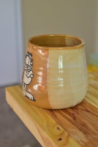 Image 2 of Garfield Mug - A7 18.5oz