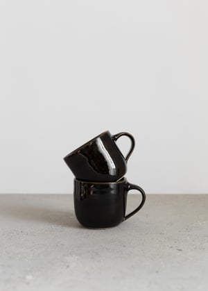 Image of Curve mug in Nori