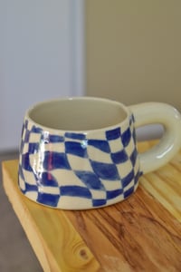 Image 3 of Wiggle Checker Mug - A26 10oz