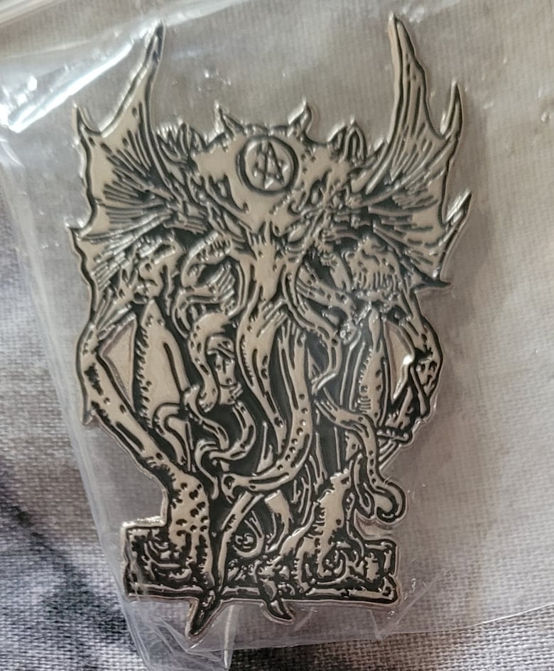 Image of Great Old One(Cthulhu fhtagn)limited edition shaped enamel pin 