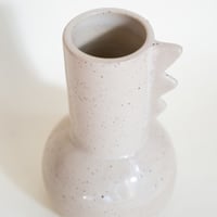 Image 5 of Vase Dino Creme Moucheté 