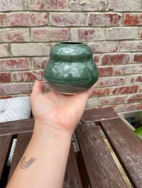 Image 3 of Green speckled vase (medium)